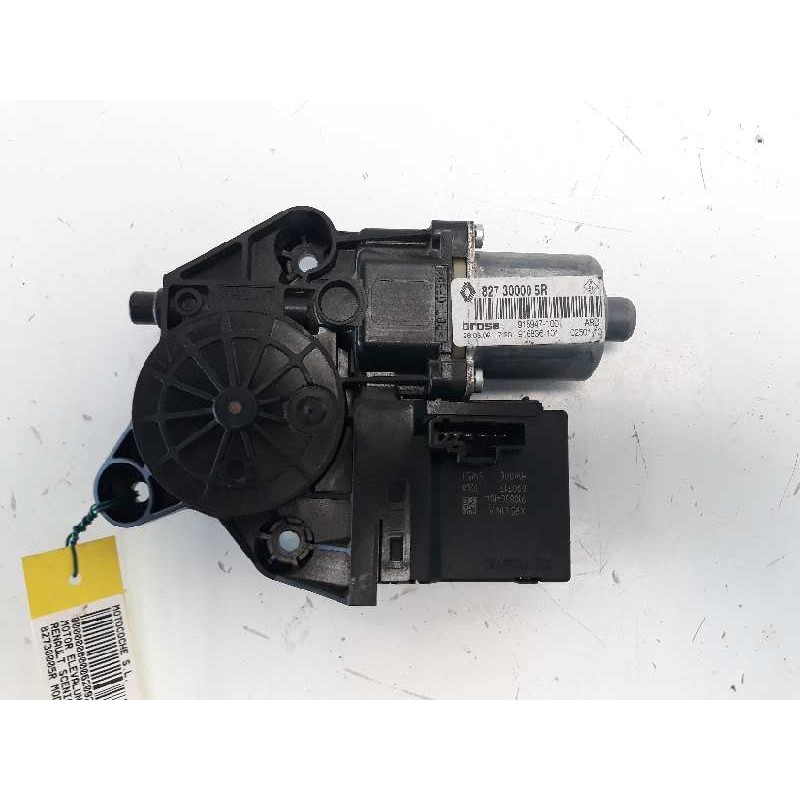 Recambio de motor elevalunas trasero derecho para renault scenic iii 1.9 dci diesel referencia OEM IAM 827300005R 910836104 