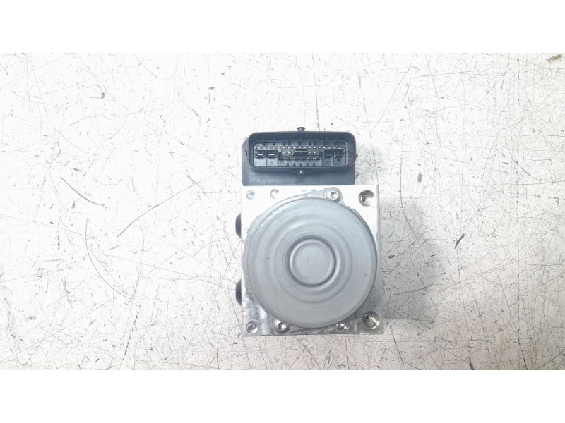 Recambio de abs para toyota corolla (e21) hybrid style referencia OEM IAM 4451012600  