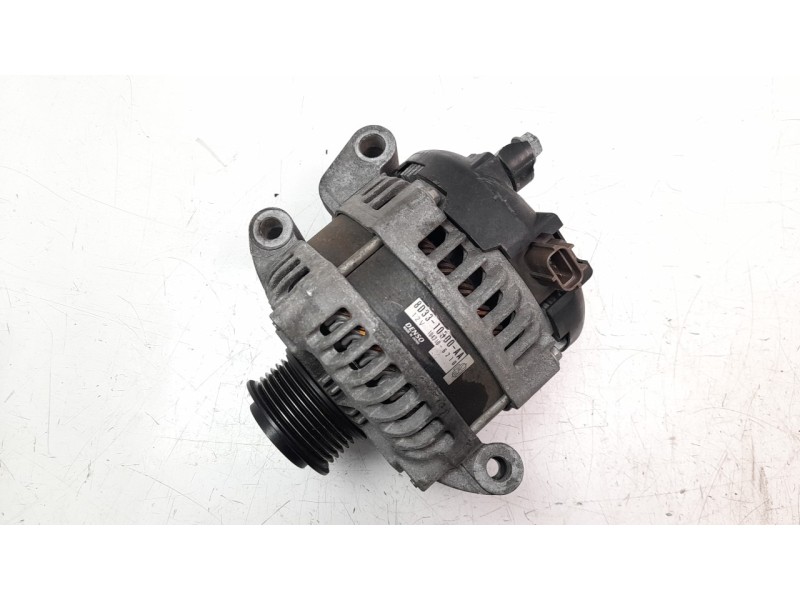 Recambio de alternador para aston martin rapide 5.9 v12 cat referencia OEM IAM 8D3310300AA  