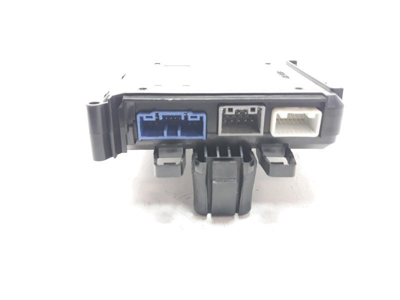 Recambio de modulo electronico para mazda 3 berlina (bp) referencia OEM IAM D41S675Z0  