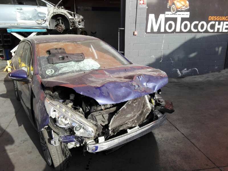 peugeot 208 del año 2013