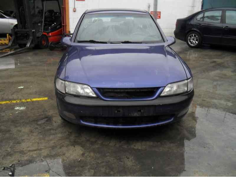opel vectra b berlina del año 1995