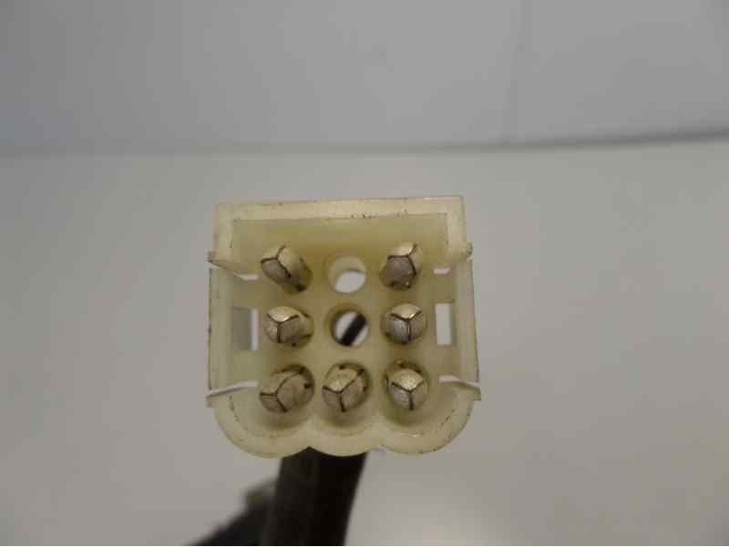 Recambio de mando limpia para bmw serie 3 (e21) referencia OEM IAM 13658254 8356 