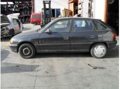 opel astra f berlina del año 1992