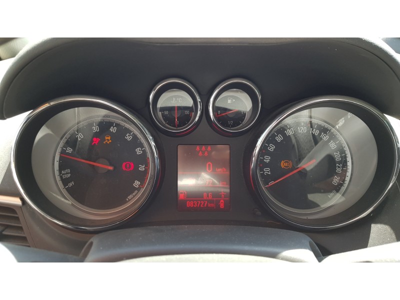 opel zafira tourer del año 2015