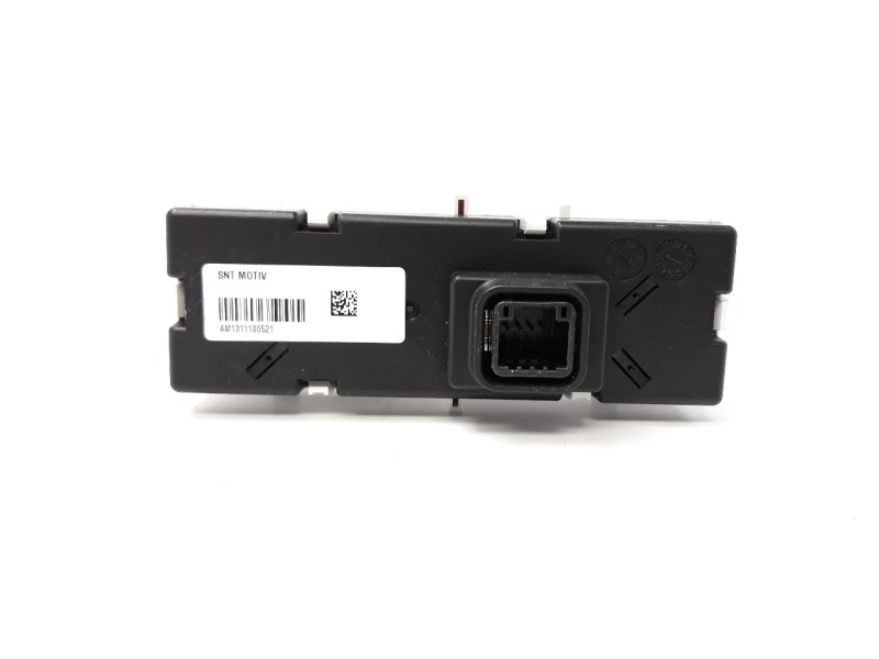 Recambio de pantalla multifuncion para peugeot 108 top 1.0 vti referencia OEM IAM AM1311180521  
