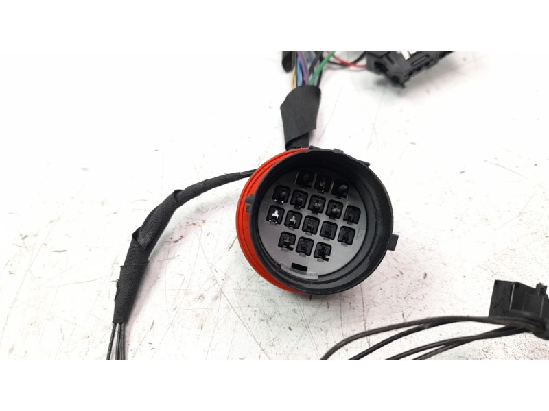 Recambio de modulo electronico para aston martin rapide 5.9 v12 cat referencia OEM IAM CABLEADOFARO  