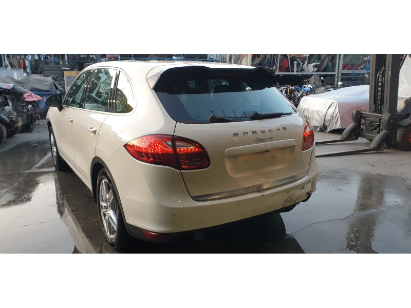 porsche cayenne (typ 92aa) del año 2011