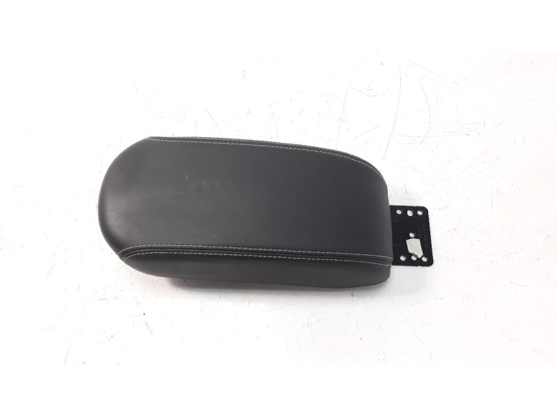 Recambio de apoyabrazos central para jeep renegade 1.6 m-jet cat referencia OEM IAM 0735603049  