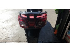 Recambio de piloto trasero central para kymco g-dink 125 referencia OEM IAM 33700ACD5E00   2