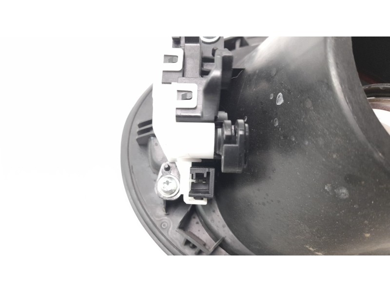 Recambio de tapa exterior combustible para mazda cx-30 referencia OEM IAM BDMT4242X K3006 