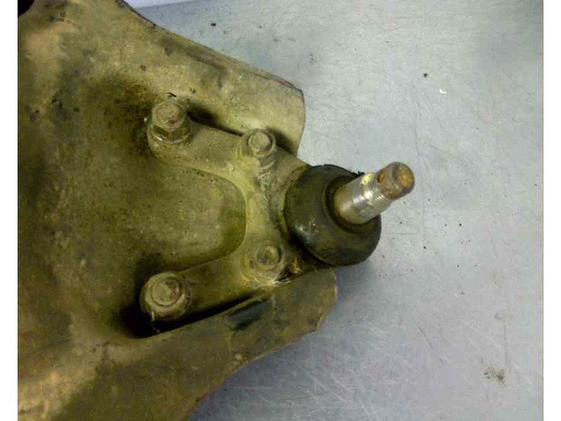 Recambio de brazo suspension inferior delantero derecho para mitsubishi galloper (hyundai) 2.5 td cat referencia OEM IAM   4806