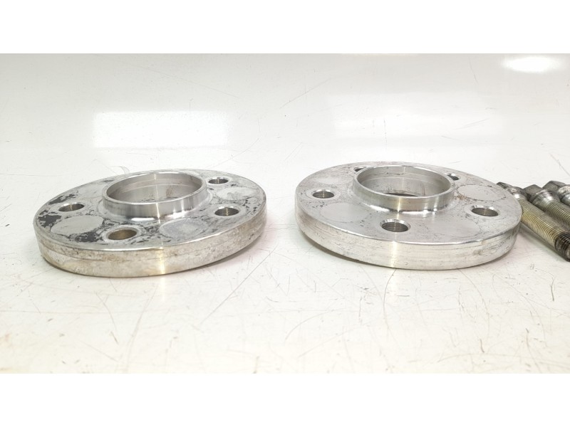 Recambio de buje para aston martin rapide 5.9 v12 cat referencia OEM IAM SEPARADOR  