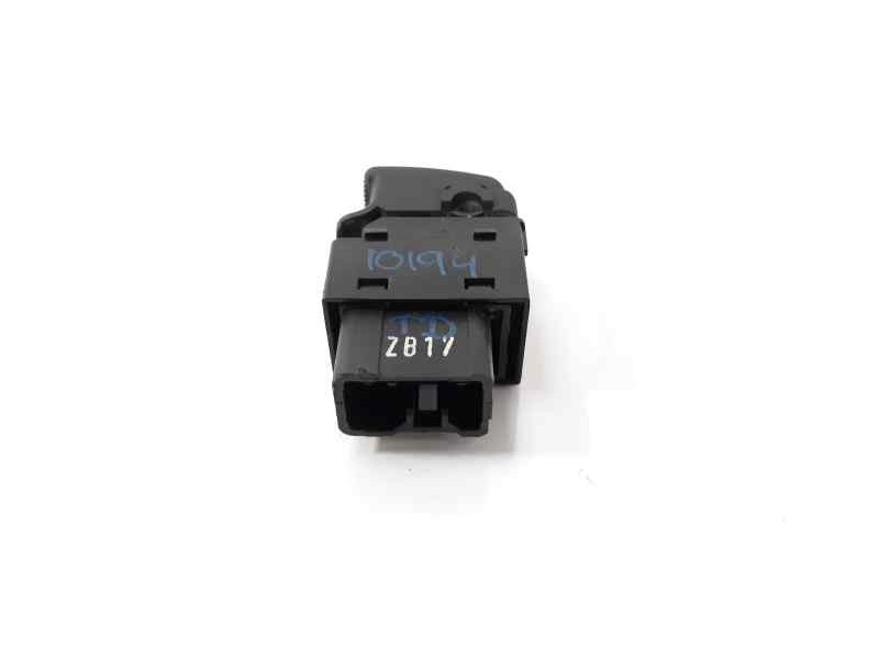 Recambio de mando elevalunas trasero derecho para hyundai getz (tb) 1.3 12v cat referencia OEM IAM 935801C020BJ  
