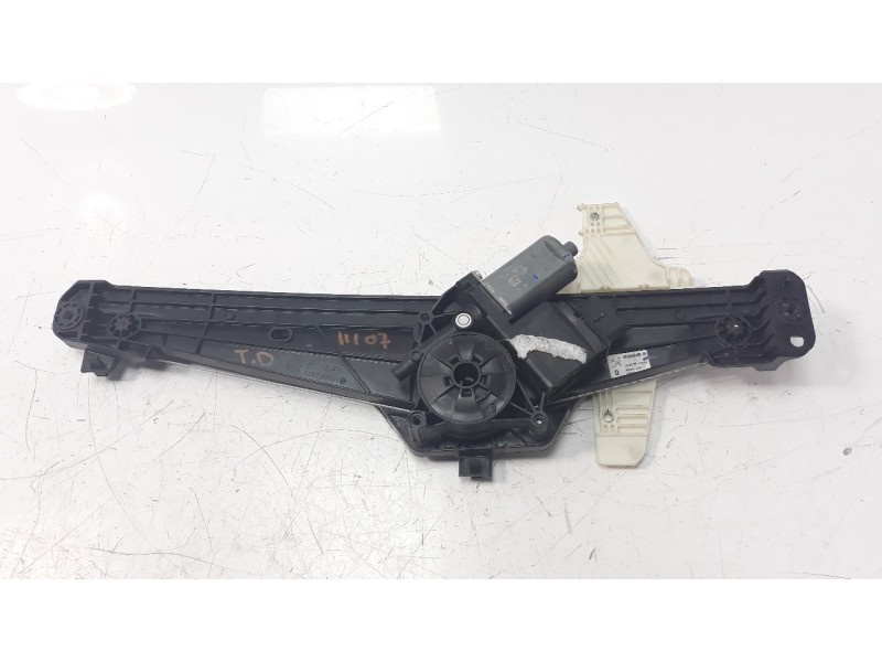 Recambio de elevalunas trasero derecho para peugeot 3008 1.6 blue-hdi fap referencia OEM IAM 9830388880  