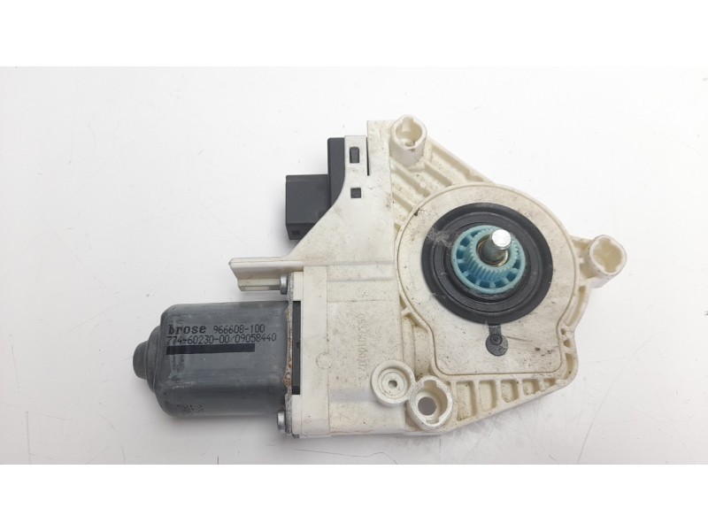 Recambio de motor elevalunas trasero izquierdo para audi a4 ber. (b8) básico referencia OEM IAM 8K0959811  