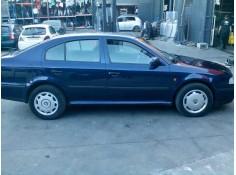 skoda octavia berlina (1u2) del año 2000