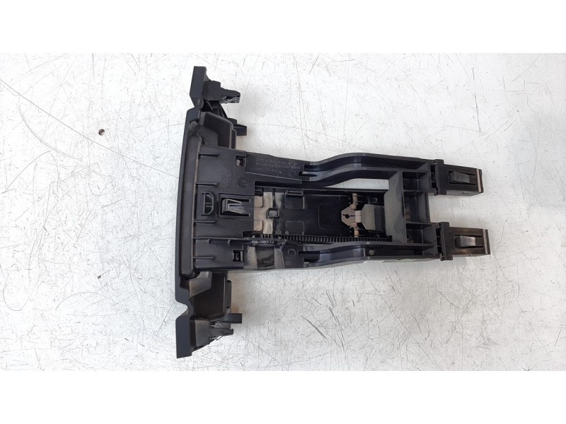Recambio de moldura para ford transit courier 1.5 tdci cat referencia OEM IAM ET76R04444AEW  