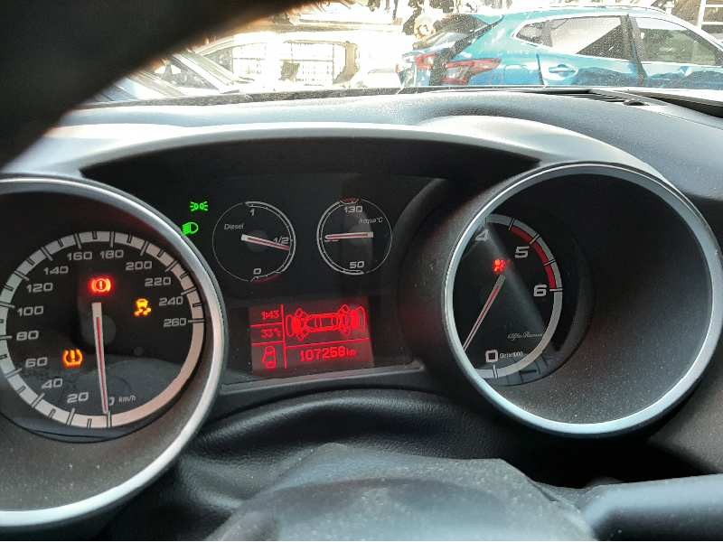 alfa romeo giulietta (191) del año 2014