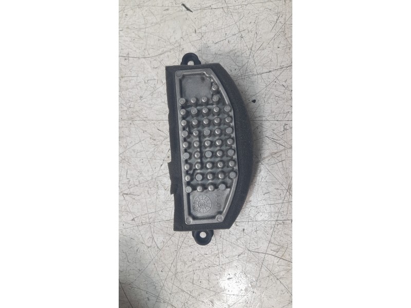 Recambio de resistencia calefaccion para bmw serie 1 lim. (f40) 2.0 16v turbodiesel referencia OEM IAM 64119377854  