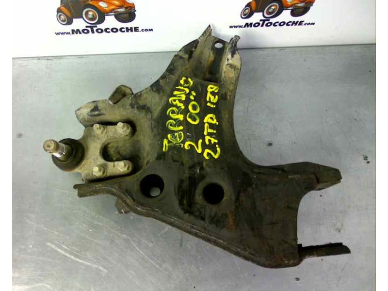 Recambio de brazo suspension inferior delantero izquierdo para nissan terrano/terrano.ii (r20) referencia OEM IAM   