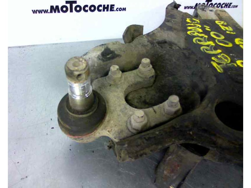 Recambio de brazo suspension inferior delantero izquierdo para nissan terrano/terrano.ii (r20) referencia OEM IAM   