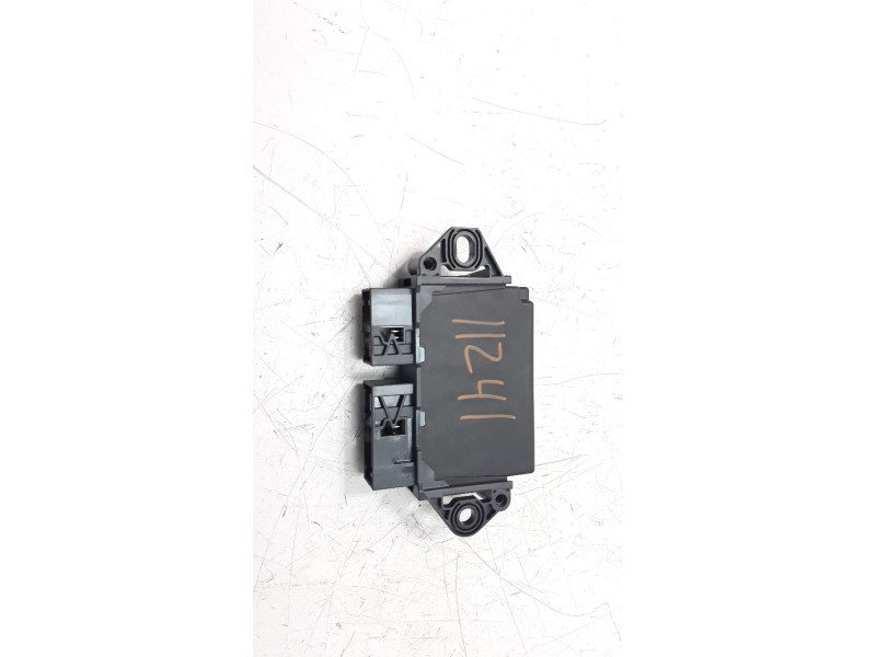 Recambio de modulo electronico para mazda 3 berlina (bp) referencia OEM IAM B0J967UU0F  