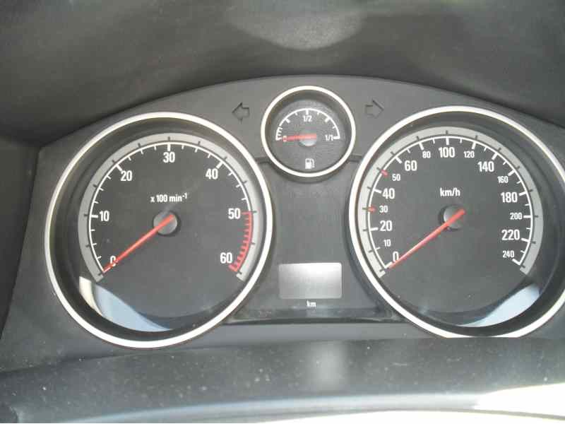 opel astra h berlina del año 2007