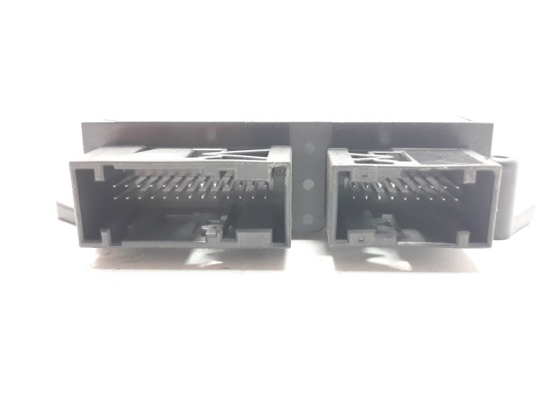 Recambio de modulo electronico para mazda 3 berlina (bp) referencia OEM IAM B0J967UU0F  