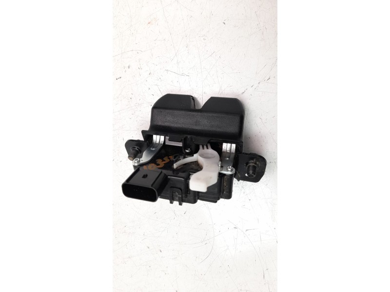 Recambio de cerradura maletero / porton para kia sportage 1.6 cat referencia OEM IAM 81230D3000  