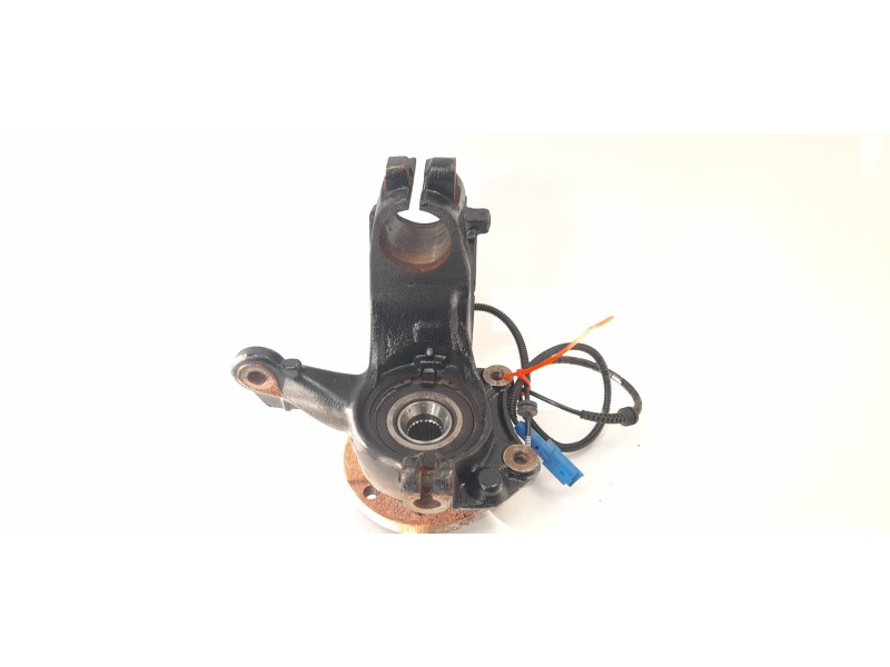Recambio de mangueta delantera izquierda para citroen c3 elle referencia OEM IAM   