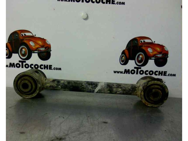 Recambio de brazo suspension superior trasero derecho para nissan terrano (wd21) referencia OEM IAM 404464  