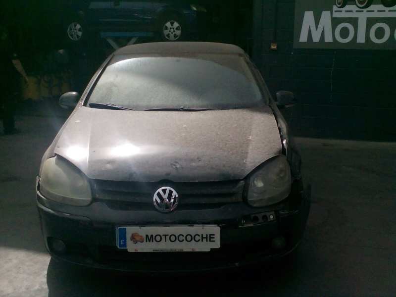 volkswagen golf v berlina (1k1) del año 2003