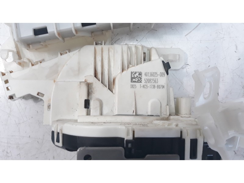 Recambio de cerradura puerta trasera izquierda para jeep renegade 1.6 m-jet cat referencia OEM IAM 52082563  