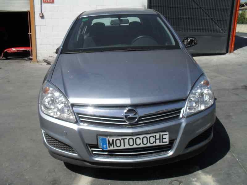 opel astra h berlina del año 2007