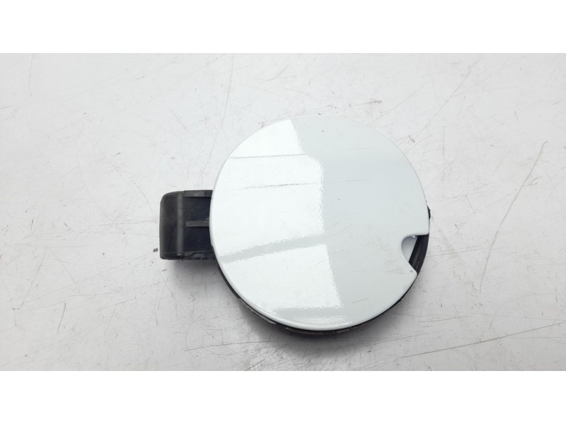 Recambio de tapa exterior combustible para peugeot 208 1.4 hdi fap referencia OEM IAM 9807206080  