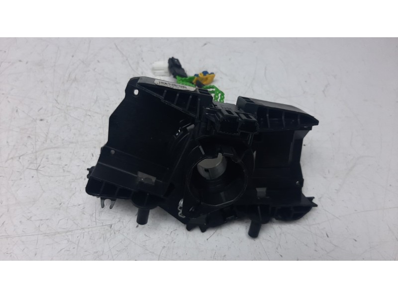 Recambio de mando intermitentes para renault clio iv 1.5 dci diesel fap referencia OEM IAM 255675887R  