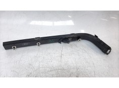 Recambio de soporte / guia puerta corredera para ford transit courier 1.5 tdci cat referencia OEM IAM ET76A25005AG   2