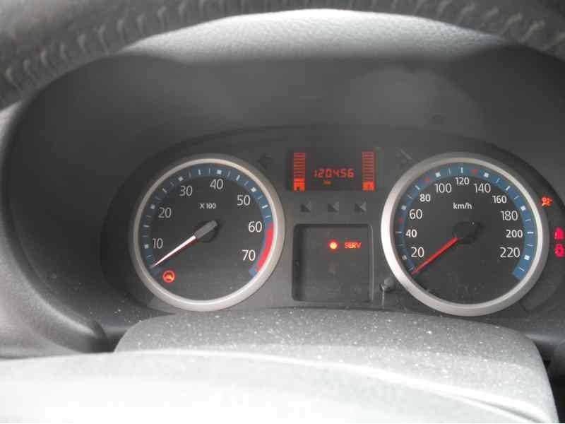 renault clio ii fase ii (b/cb0) del año 2004