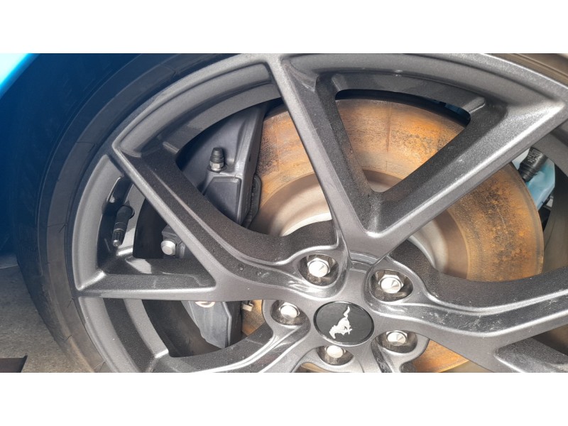 Recambio de pinza de freno delantera derecha para ford mustang mach 1 referencia OEM IAM 2637086  