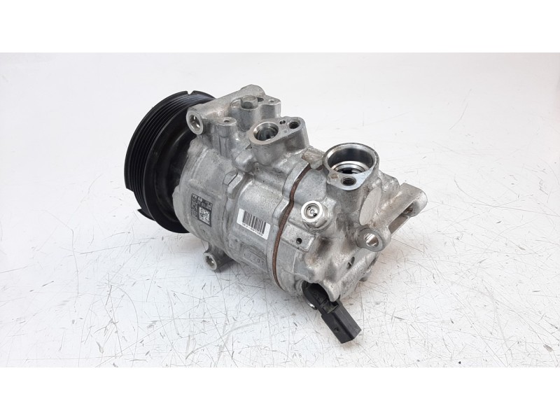 Recambio de compresor aire acondicionado para audi a4 berlina (8wc) 35 tdi s line referencia OEM IAM 8W0816803J  CAF610237VW