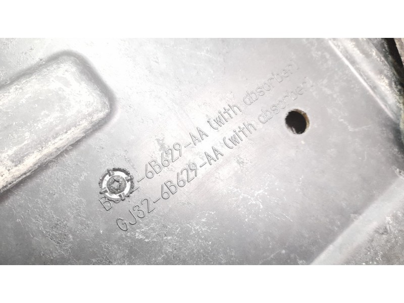 Recambio de cubrecarter para land rover discovery sport pure referencia OEM IAM GJ326B629AA  