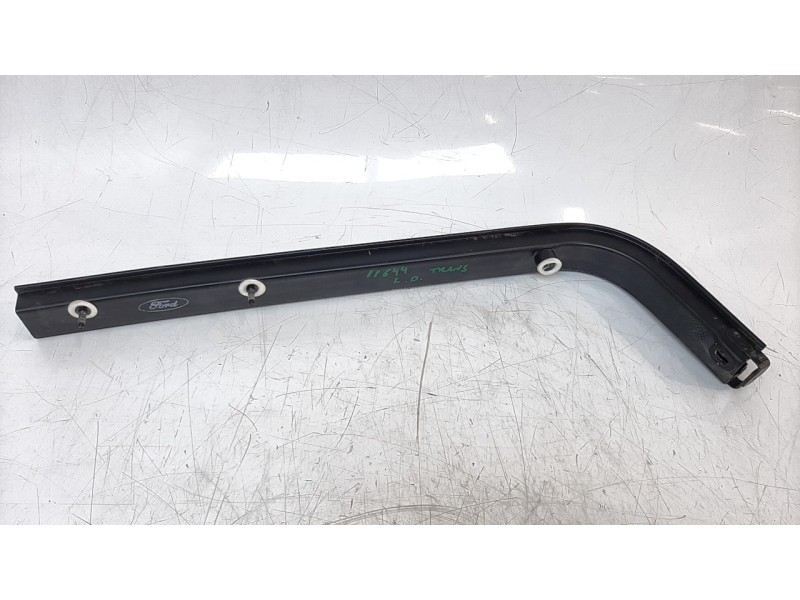Recambio de soporte / guia puerta corredera para ford transit courier 1.5 tdci cat referencia OEM IAM ET76A25004AF  