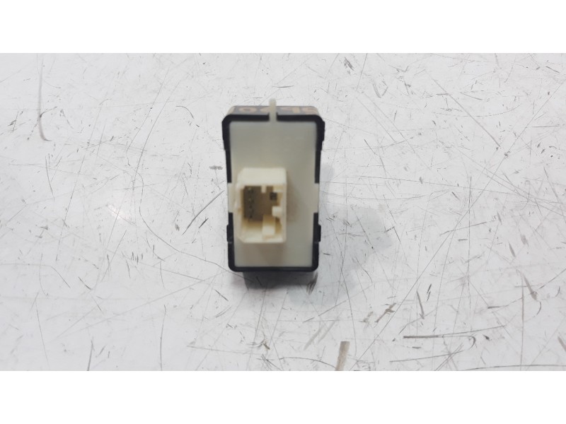 Recambio de mando elevalunas trasero derecho para jeep renegade 1.6 m-jet cat referencia OEM IAM 30170843  