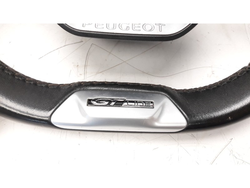 Recambio de volante para peugeot 3008 1.6 blue-hdi fap referencia OEM IAM 98105488ZD  