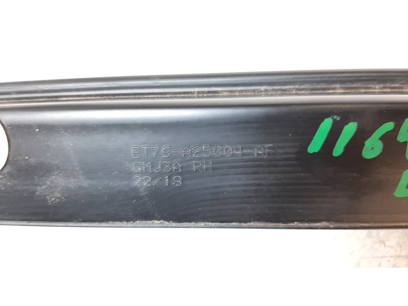 Recambio de soporte / guia puerta corredera para ford transit courier 1.5 tdci cat referencia OEM IAM ET76A25004AF  