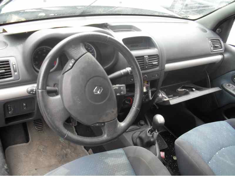 renault clio ii fase ii (b/cb0) del año 2004