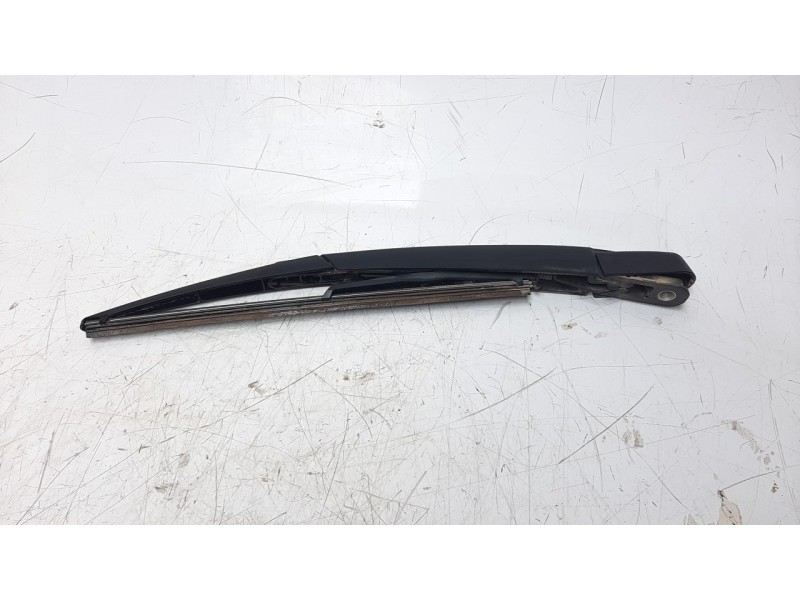 Recambio de brazo limpia trasero para nissan pulsar (c13) 1.2 16v cat referencia OEM IAM 28780JE20A  