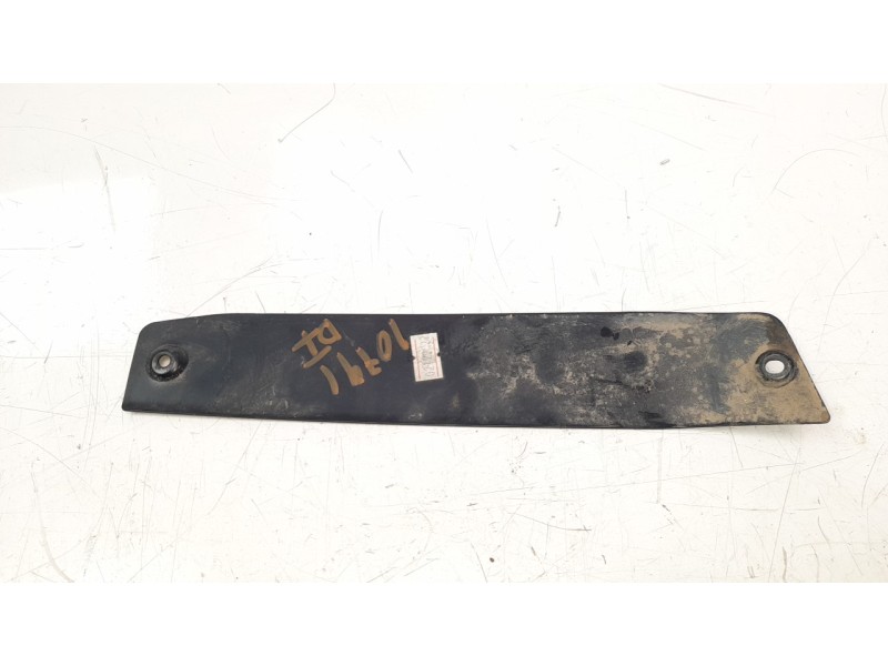 Recambio de moldura para kawasaki vulcan s vulcan s referencia OEM IAM 14093011345L  