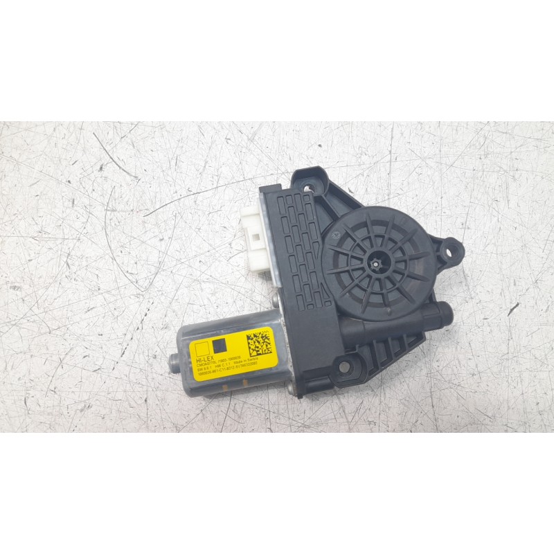 Recambio de motor elevalunas trasero izquierdo para bmw serie 1 lim. (f40) 2.0 16v turbodiesel referencia OEM IAM 1060026  